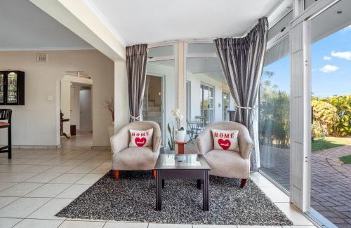 La Lucia House | Gainsford Place 26 by Host Agents