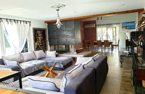 Cala Galdana Ski Chalet | Galdana's House! Magnificent 6 bedroom villa with pool!