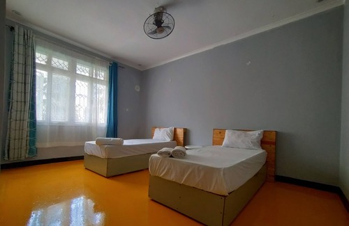 Masaki Hotel | Gallivanters Hostel