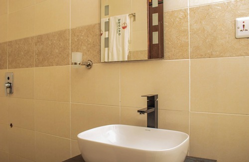 Kisumu Resort | GALORE LUXURY RESORT