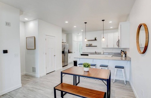 Vineyard House | Garage, Game Room, King Bed!