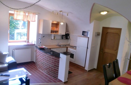 Dellach im Drautal Apartment | Garden apartment with mountain views