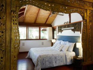 Byron Bay Cabin | Garden Burees