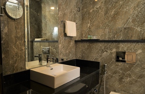 Naif Hotel | Garden City Hotel