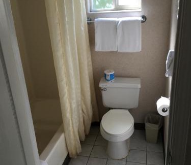 Fresno Hotel | Garden Inn and Suites Fresno