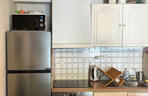 Calcatoggio Apartment | Garden level, with direct access to plage.Au quiet, equipped, air-conditioned.