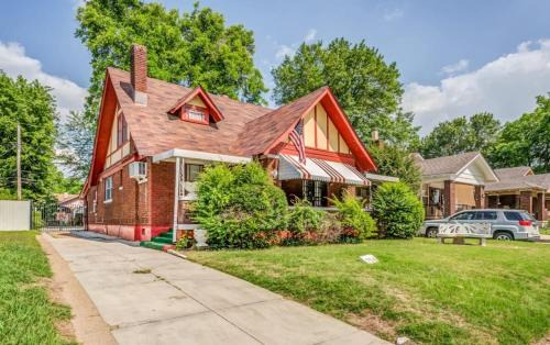 Vollintine-Evergreen House | Garland Haven Hideaway Unit A