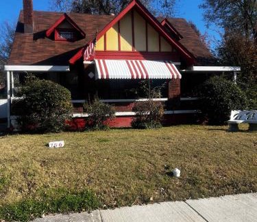 Vollintine-Evergreen House | Garland Haven Hideaway Unit B