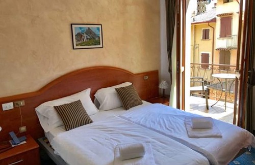 Gardola Hotel | Garnì Hotel Tignale