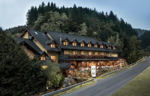 Zrece Hotel | Garni Hotel Pod Roglo Boharina 2