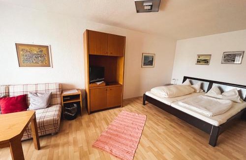 Niedertaufkirchen Hotel | Gasthof Söll