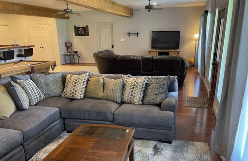 Conroe House | Gated hidden Oasis on 22 acres just minutes from Lake Conroe