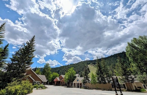 Mountain House Condo | Gateway Lodge 5054