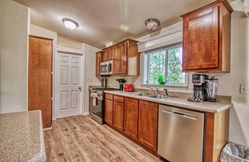 Groveland Apartment | Gateway Retreat at Pine Mountain Lake