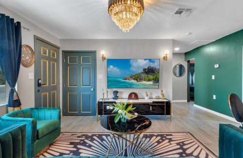 Vista Del Monte House | GatsbyGlam Getaway