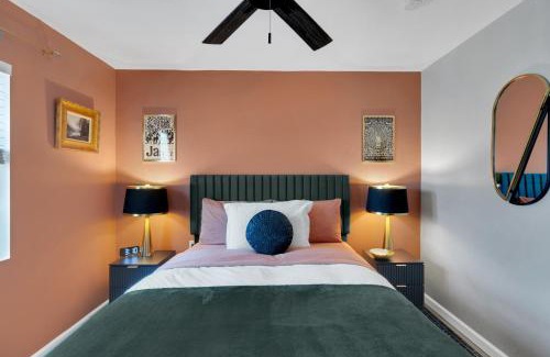 Vista Del Monte House | GatsbyGlam Getaway