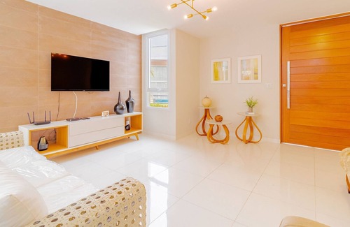 Centro House | GB05 Excelente Casa 5 Suítes - Guarajuba
