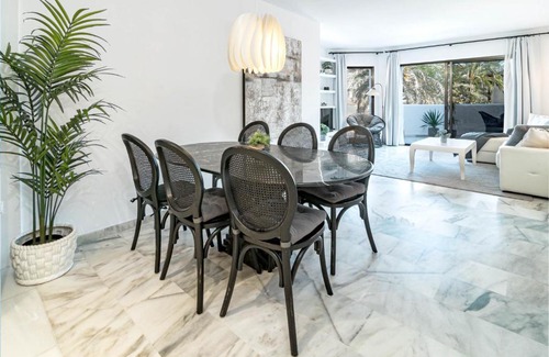 Marbella Apartment | GBH - Casa Golden beach by Roomservices