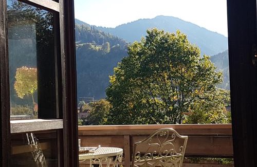 Immenstadt im Allgaeu Apartment | Gemütliche Fewo mit Balkon und Bergblick im Oberallgäu, Ruhig und Zentrumsnah