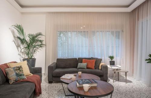 Gemmayzeh Apartment | Gemayze Haven 2 Bedroom Apartment