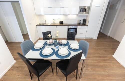 Erzsebetvaros Apartment | Gems of Budapest - Sapphire Suite