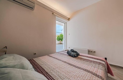 Kalyvia Thorikou House | George residence Attica Riviera