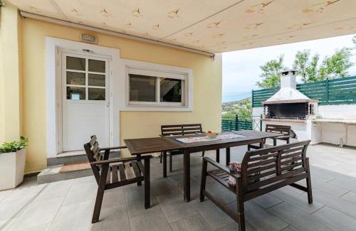Kalyvia Thorikou House | George residence Attica Riviera