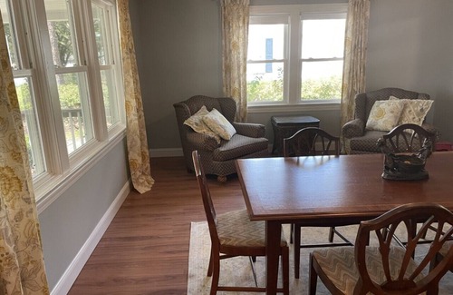 Georgetown House | Georgetown's "Hidden Gem"! A renovated Southern home 3 min from Front Street