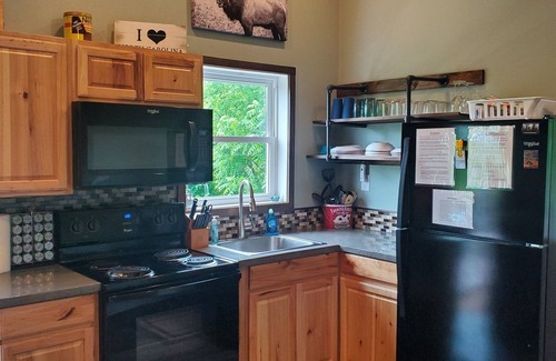 Whittier Cabin | Get an Altitude Adjustment! Hot Tub! Dog friendly. Views! Tubing, waterfalls