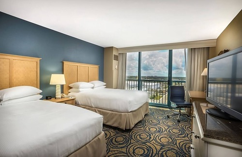 Brush - Stewarts Resort | Get Ready for Adventures! Sunset Views Unit! 2 Pools, Right on the Beach