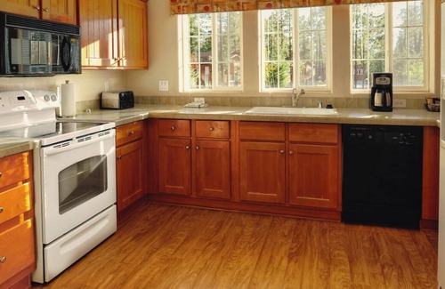 Pinetop Resort | Get Ready for Adventure! 3 Great Units, Minutes to Hiking, Biking, Golf