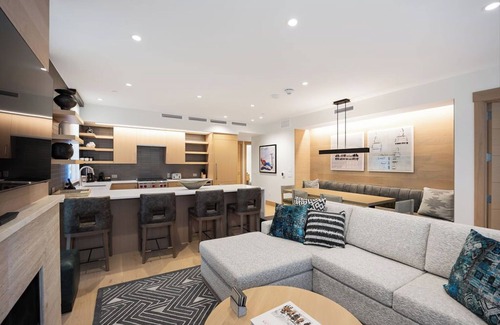 Snowmass Village Condo | Get to know the NEW CIRQUE VICEROY in Snowmass Village! #464