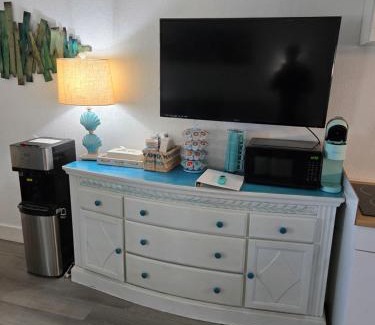 Trailer Estates Apartment | Getaway At The Marina