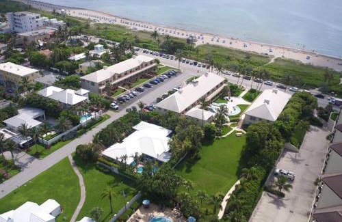 Delray Beach Apartment | GetAways at Dover House Resort