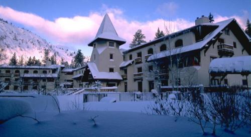 Olympic Valley Apartment | GetAways at Olympic Village Inn