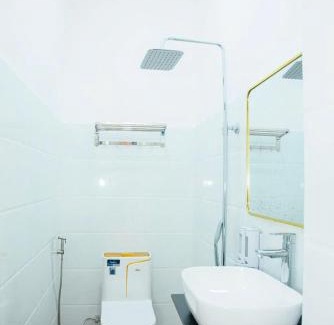 Tan Phu Hotel | GIA BẢO HOTEL 1116 Huỳnh tấn phát
