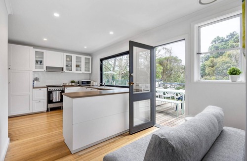 Somers House | Gigglewiggy, Somers - 1 NIGHT FREE!* - Peaceful coastal sanctuary, linen included