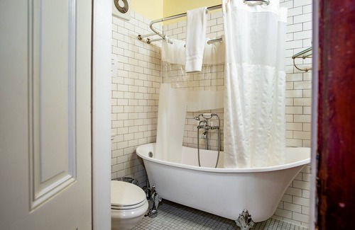 Seaside Hotel | Gilbert Inn Seaside