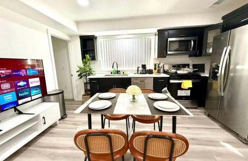 Van Nuys Apartment | GilmoreOne