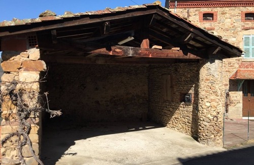 Saint-Jean-Saint-Gervais House | Gîte 100 m2 with enclosed grounds, walks from the hamlet in the Issoire sector