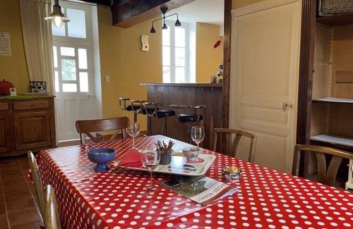 Brout-Vernet House | Gite Broût-Vernet, 3 bedrooms, 4 persons