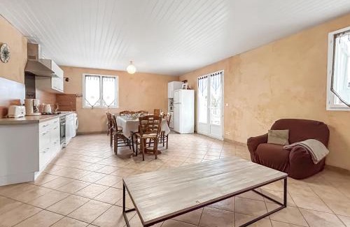 Eymeux Apartment | Gite Des Prés