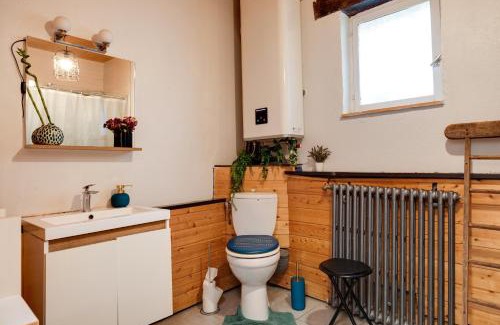 Saint-Pierre-d'Aurillac House | Gite Fil Rouge