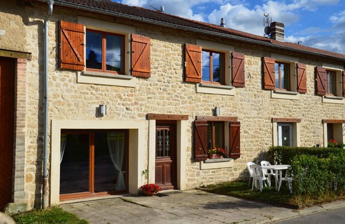 Chatillon-sous-les-Cotes Cottage | Gite GRAND LOGIS DES CHOUETTES 5 bedrooms, 6 to 10 pers, jacuzzi, games room