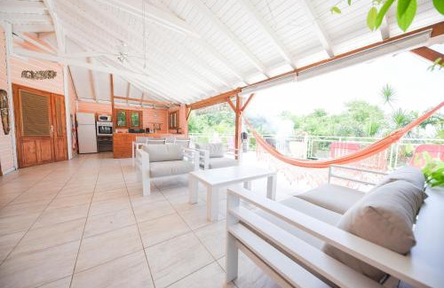 Pointe-Noire House | Gite Hibiscus