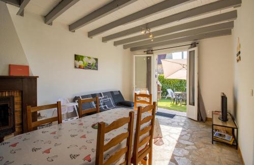 Saint-Andre-dAllas House | Gite La Salamandre