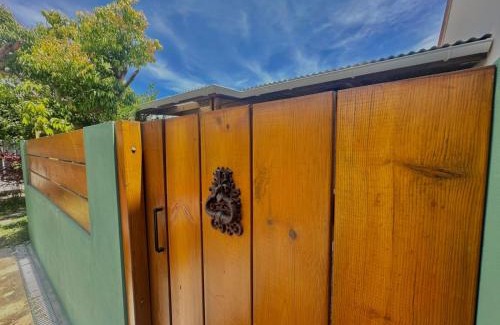 Saint-Joseph House | Gite le Cannelier