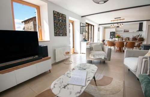 Antrenas House | Gite le crespin