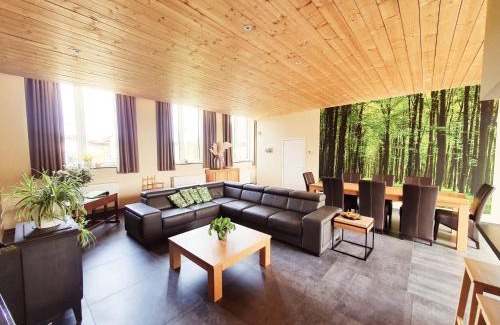 Houyet House | Gite Li School