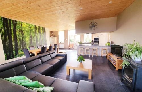 Houyet House | Gite Li School